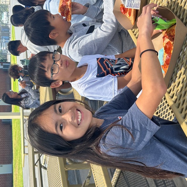 AR Pizza
