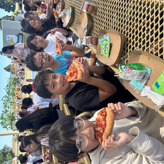 AR Pizza