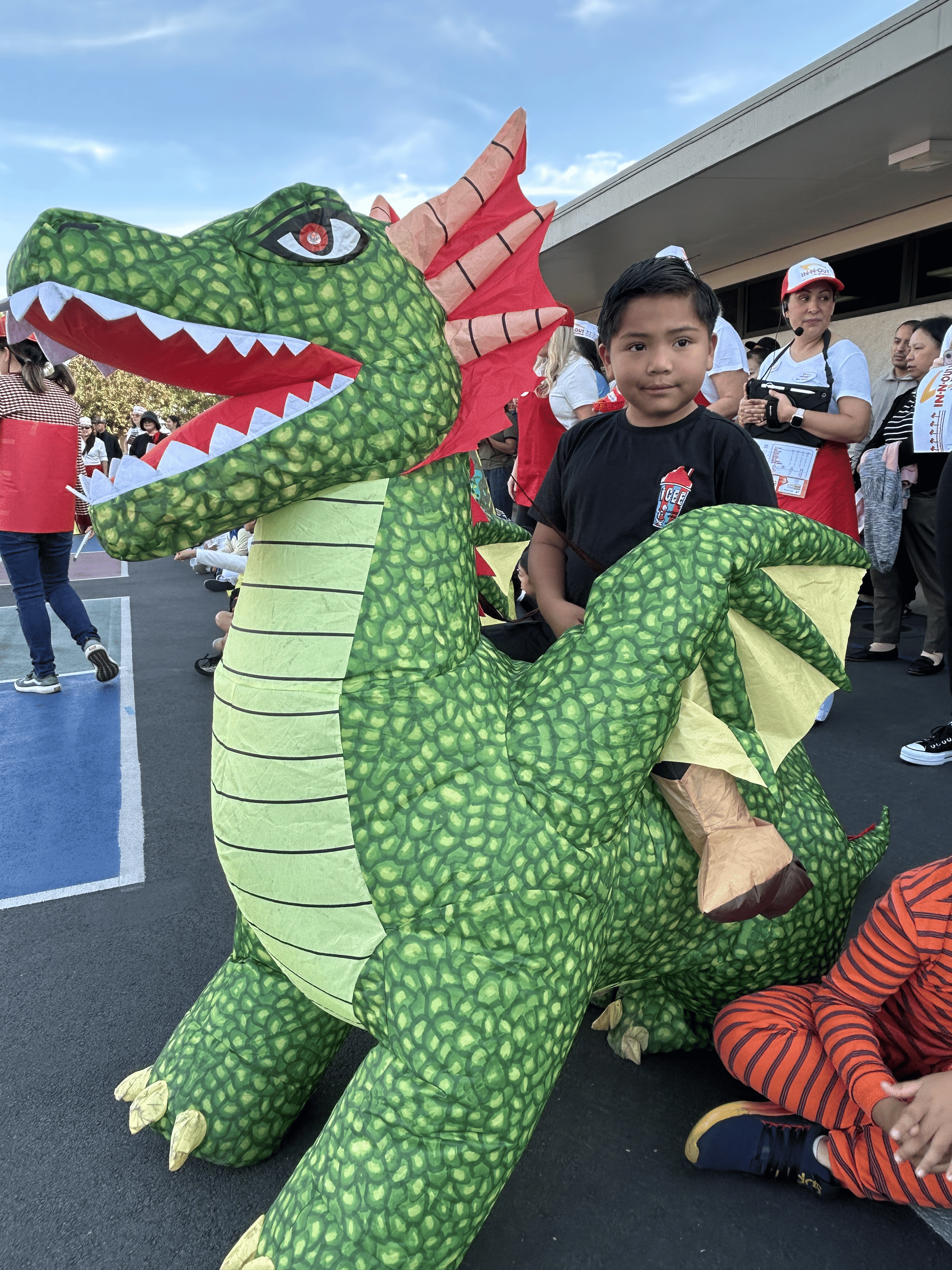 Halloween Parade - Magnus Dinosaur